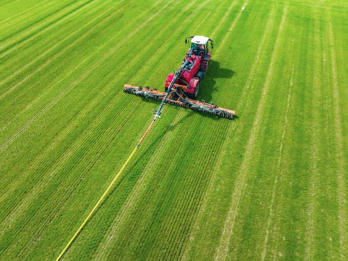 New model analyses cropland ammonia emissions