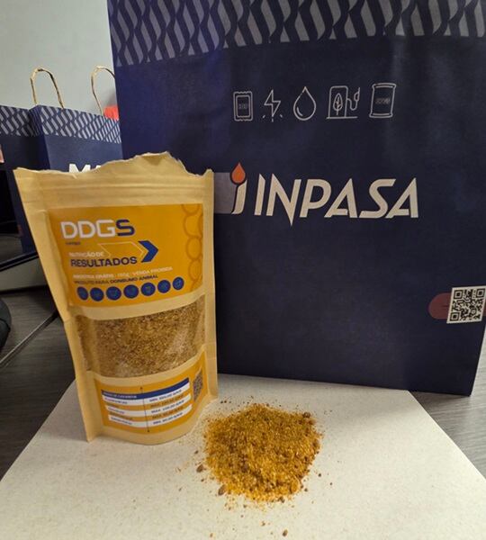 A packet of Inpasa's DDGS product