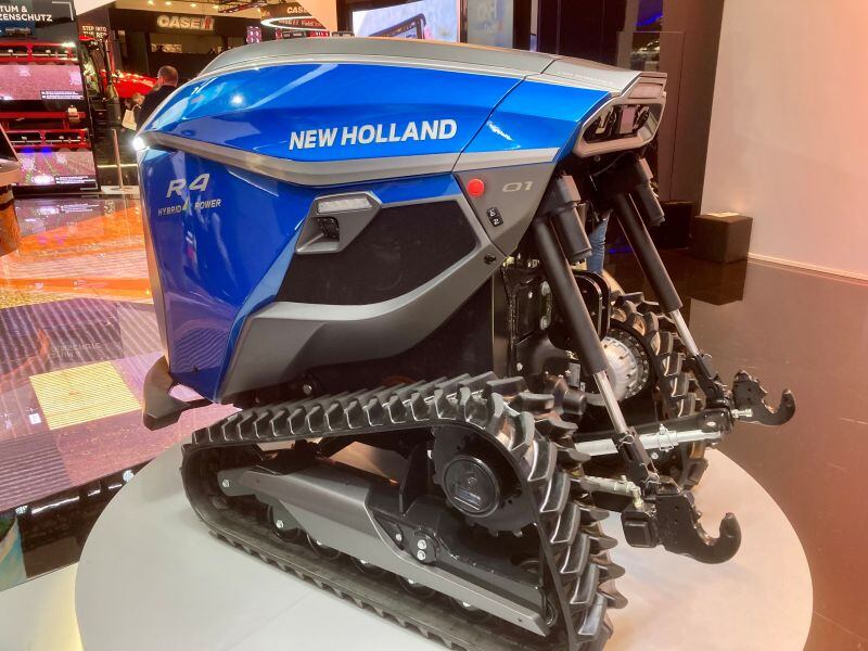New Holland presented a prototype of its autonomous R4 robot for orchards.