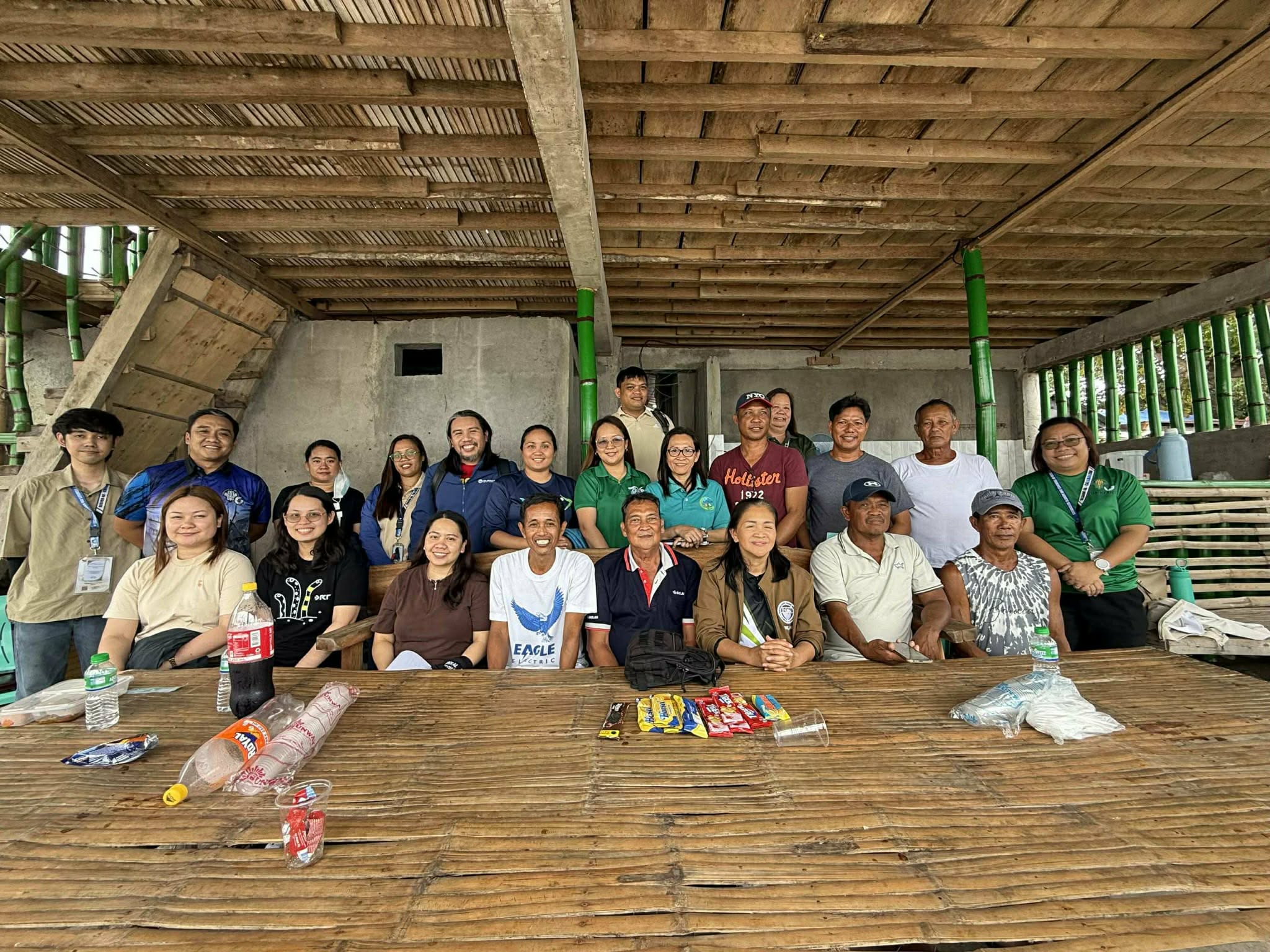 ‘Dual resilience approach’: New Philippine pilot protects fisherfolk livelihoods with climate insurance and guaranteed buyers