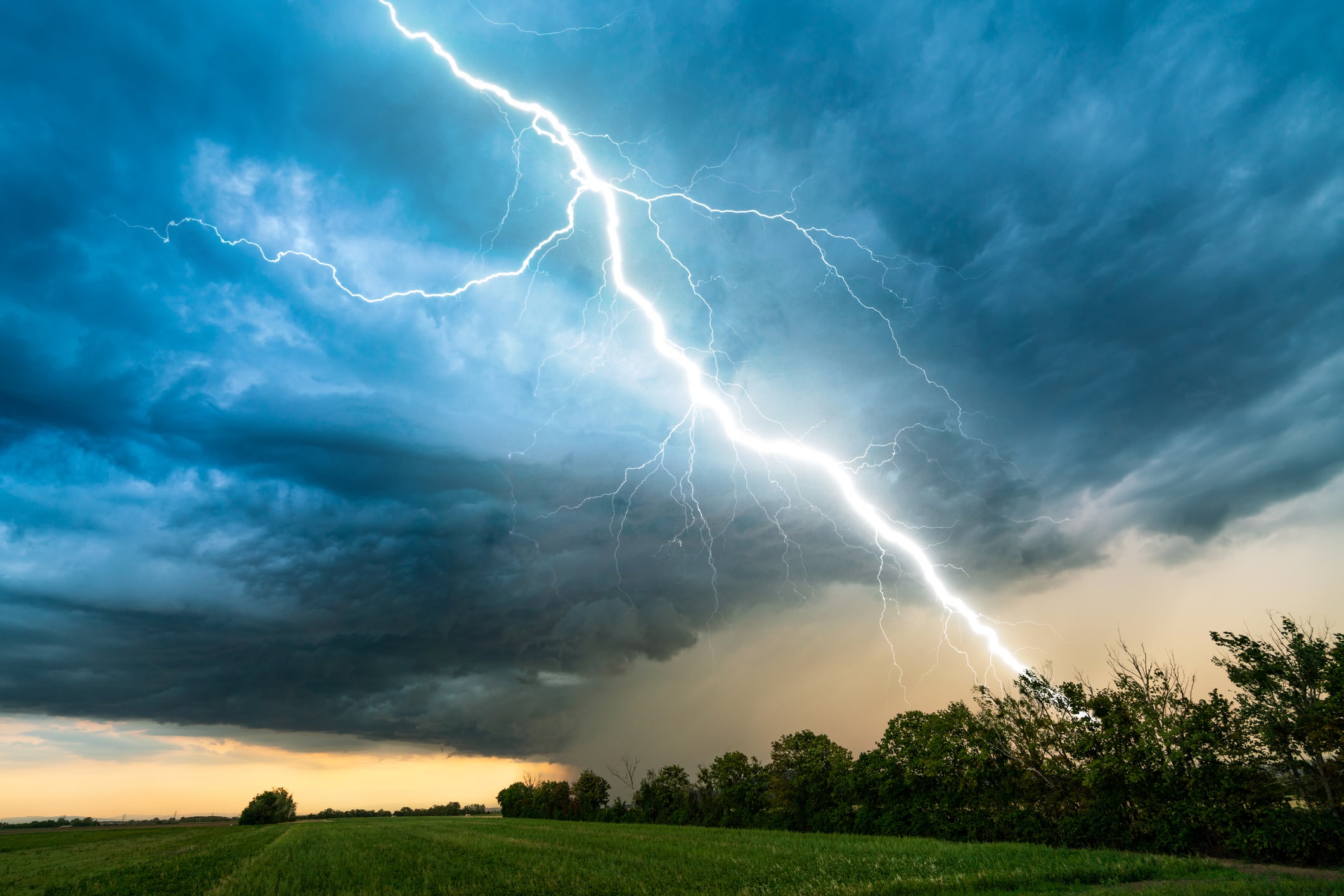 A new report examines the broad impact of weather on agriculture and explores options for expanding farm insurance in Europe and for encouraging the sector to reduce risks through climate adaptation.