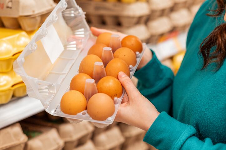 Solving the high egg price riddle: Risks and margins need to be shared fairly between all parties