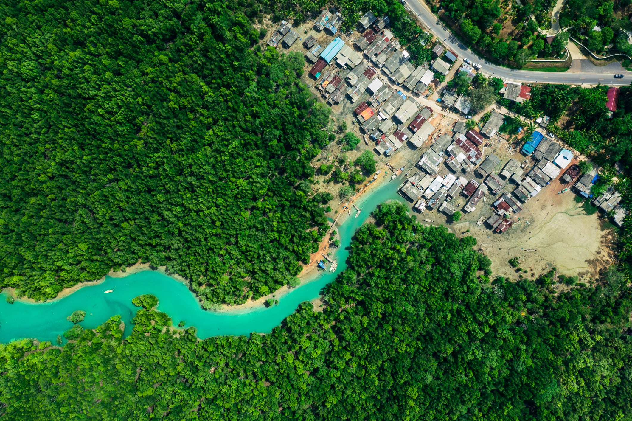 Insurer Willis Towers Watson is leveraging tech to better protect businesses from catastrophic risks like floods.