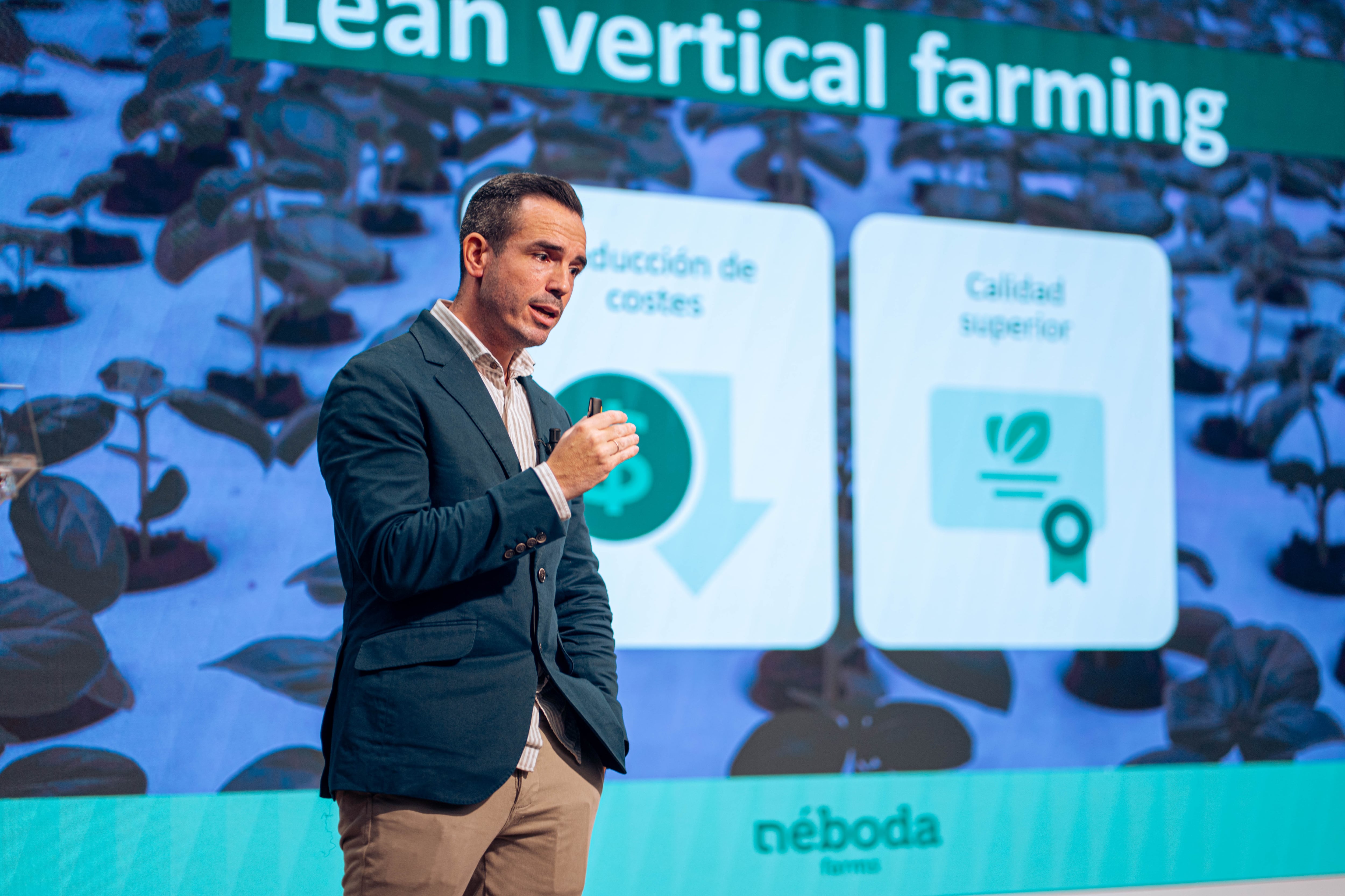 Néboda founder and CEO Iván García Besada: "Vertical farming has great potential, but success depends on balancing technological development, operational efficiency, and a strong go-to-market strategy to build investor confidence in a challenging funding environment.”