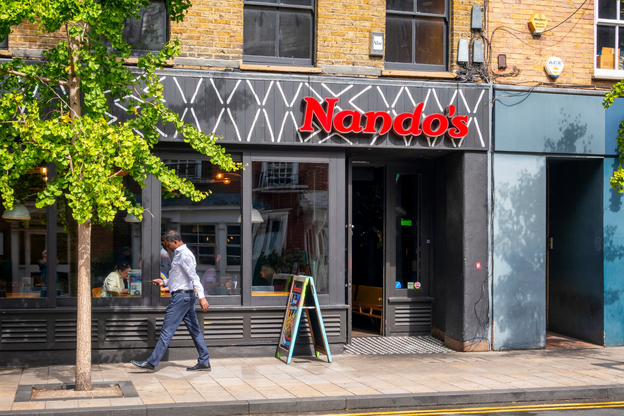 KFC, Nando’s, Wagamama and Burger King have abandoned the Better Chicken Commitment, blaming the carbon footprint impact.
